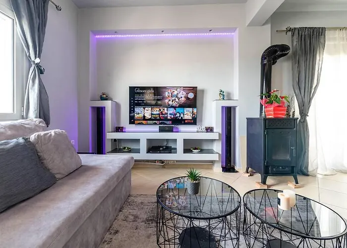 Megaluxe Apartment